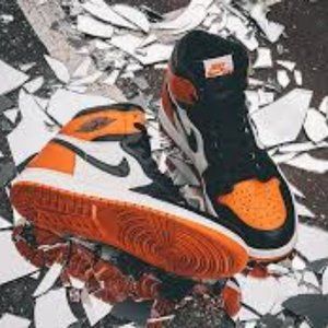 Shoe cleaning services